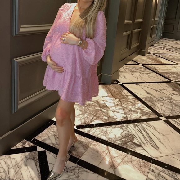 Chic Pink Lace mini dress - Picture 5 of 6